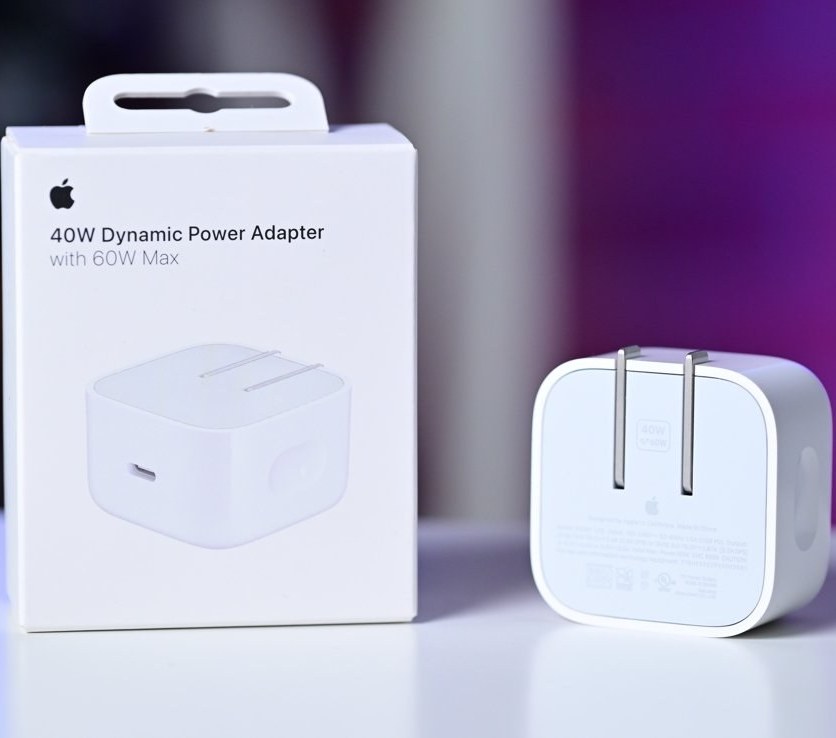 شارژر ایفون 40W پین2 اصلی (1) شارژر ایفون 40W پین2 اصلی - تصویر 1